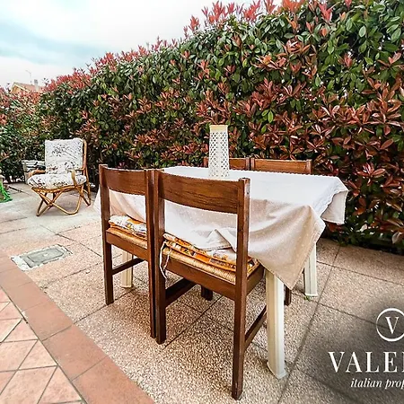 Valente Properties Casa Con Giardino Altopascio