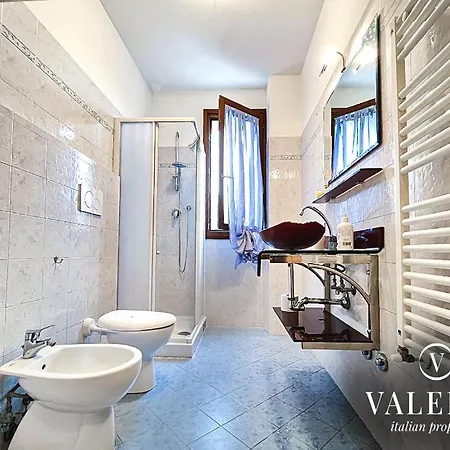 Valente Properties Casa Con Giardino Altopascio